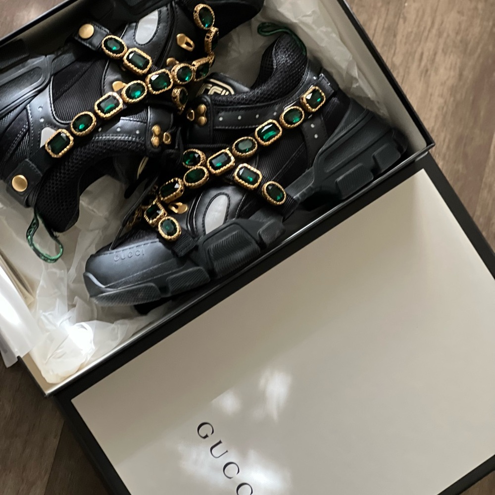 GUCCI FLASHTREK SNEAKERS -